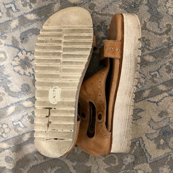 BedStu Platform Sandals Real Leather - Picture 2 of 2